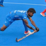 Olahraga Tongkat Hockey Yang Bertujuan Untuk Memukul Bola