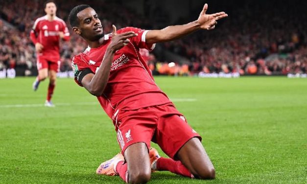 Alexander Isak Pemain Bola Profesional Asal Swedia