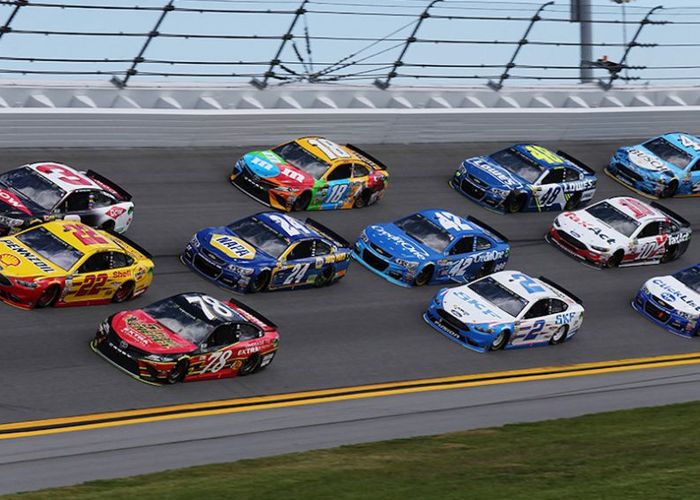 Sebuah Balapan NASCAR Yang Sudah Mendunia