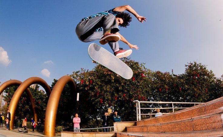 Olahraga Anak Muda Pada Kegiatan Seru Skateboard