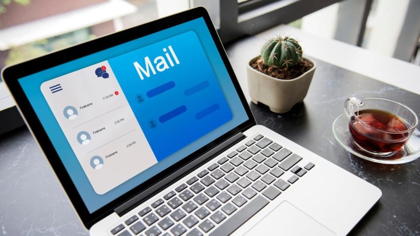 Surat Digital Email Dengan Beberapa Fungsinya