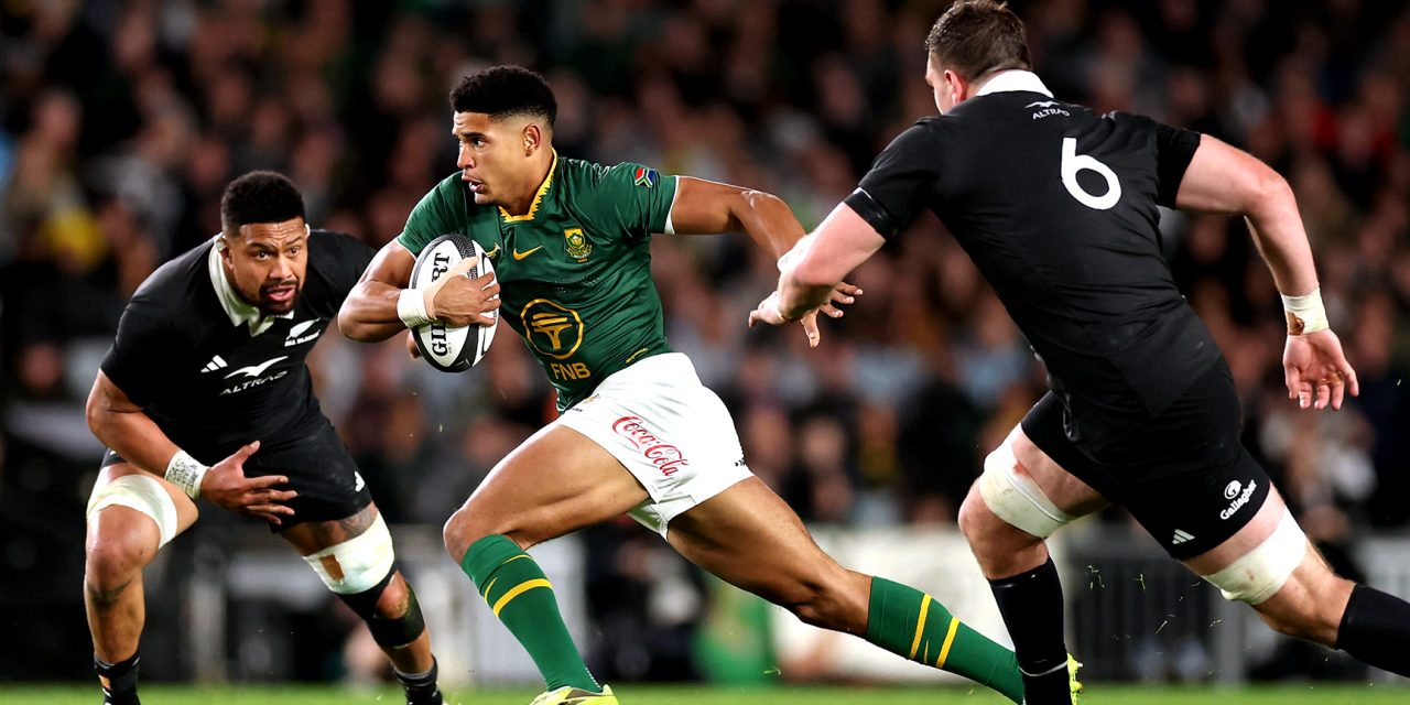 Olahraga Pria Rugby Dengan Kekuatan Dan Kecepatan