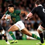 Olahraga Pria Rugby Dengan Kekuatan Dan Kecepatan