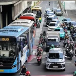 Transportasi Pribadi Dan Umum Pada Mobil Roda Empat