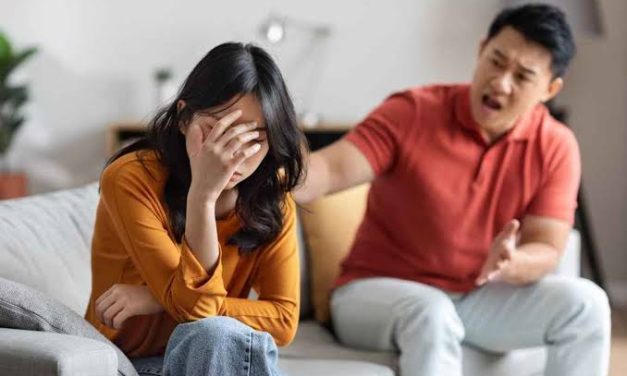 Manusia Serba Salah Atau Si Problematik