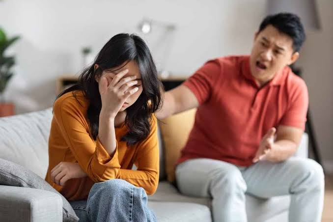 Manusia Serba Salah Atau Si Problematik