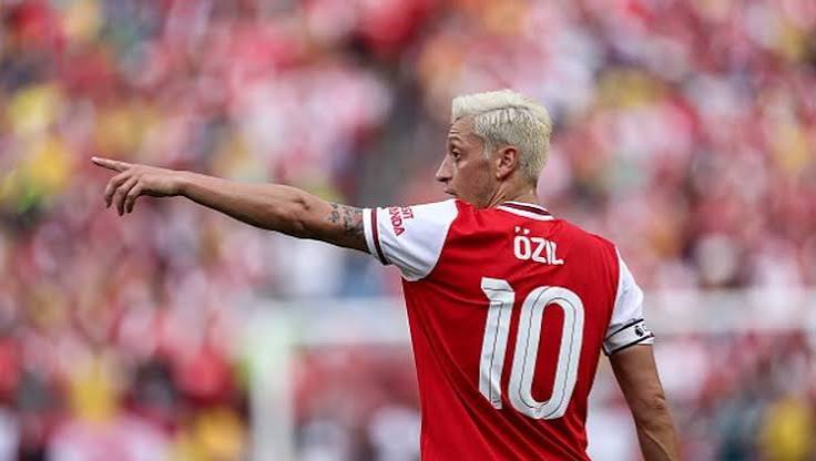 Gelandang Serang Jerman Seorang Pemain Mesut Ozil