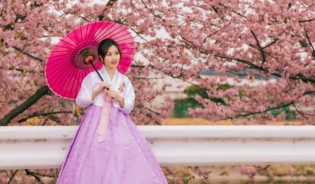 Budaya Luar Negeri Sebuah Pakaian Tradisional Korea