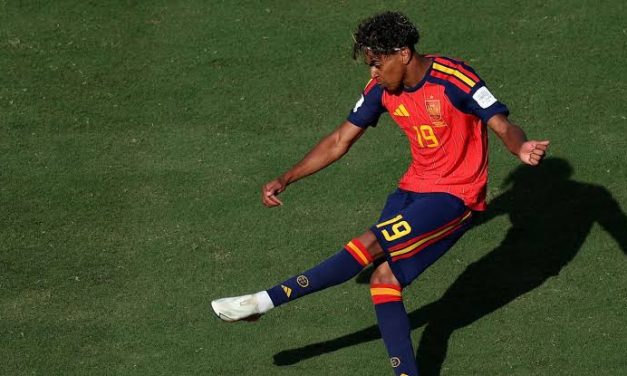 Pesepakbola Muda Berbakat Lamine Yamal Dengan Kelincahan