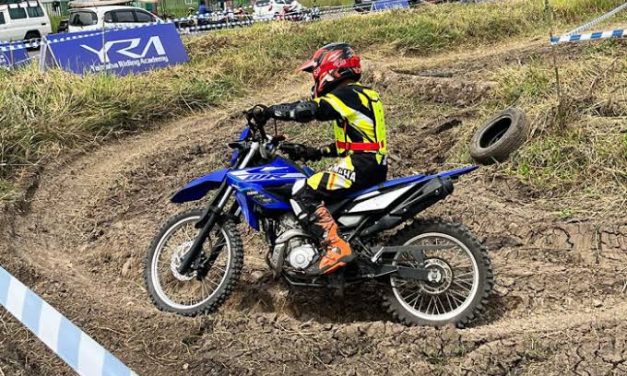 Kendaraan Offroad Trail Pada Sebuah Sepeda Motor
