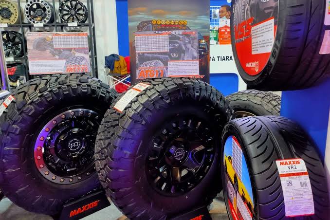 Sebuah Komponen Ban Cangkol Pada Kendaraan