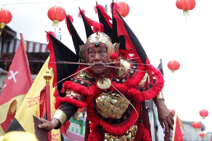 Seseorang Khusus Tatung Dalam Adat Dayak