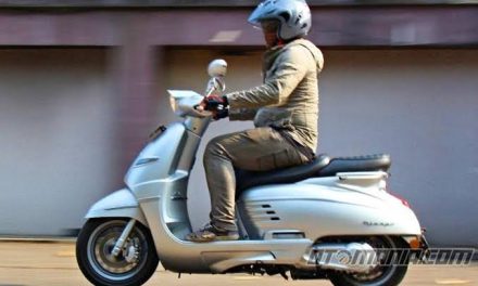 Sebuah Kendaraan Matic Pada Sepeda Motor