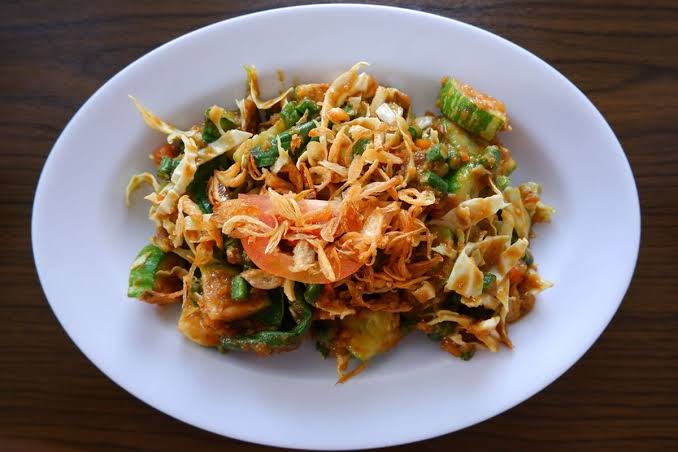 Makanan Sunda Karedok Yang Sangat Khas Sekali