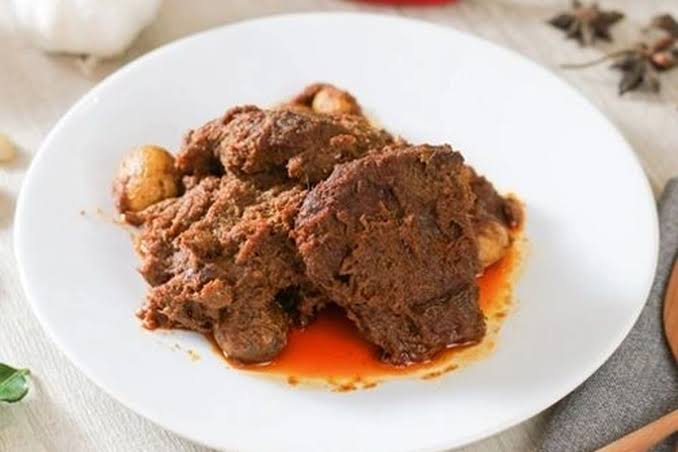 Masakan Populer Rendang Daging Khas Indonesia
